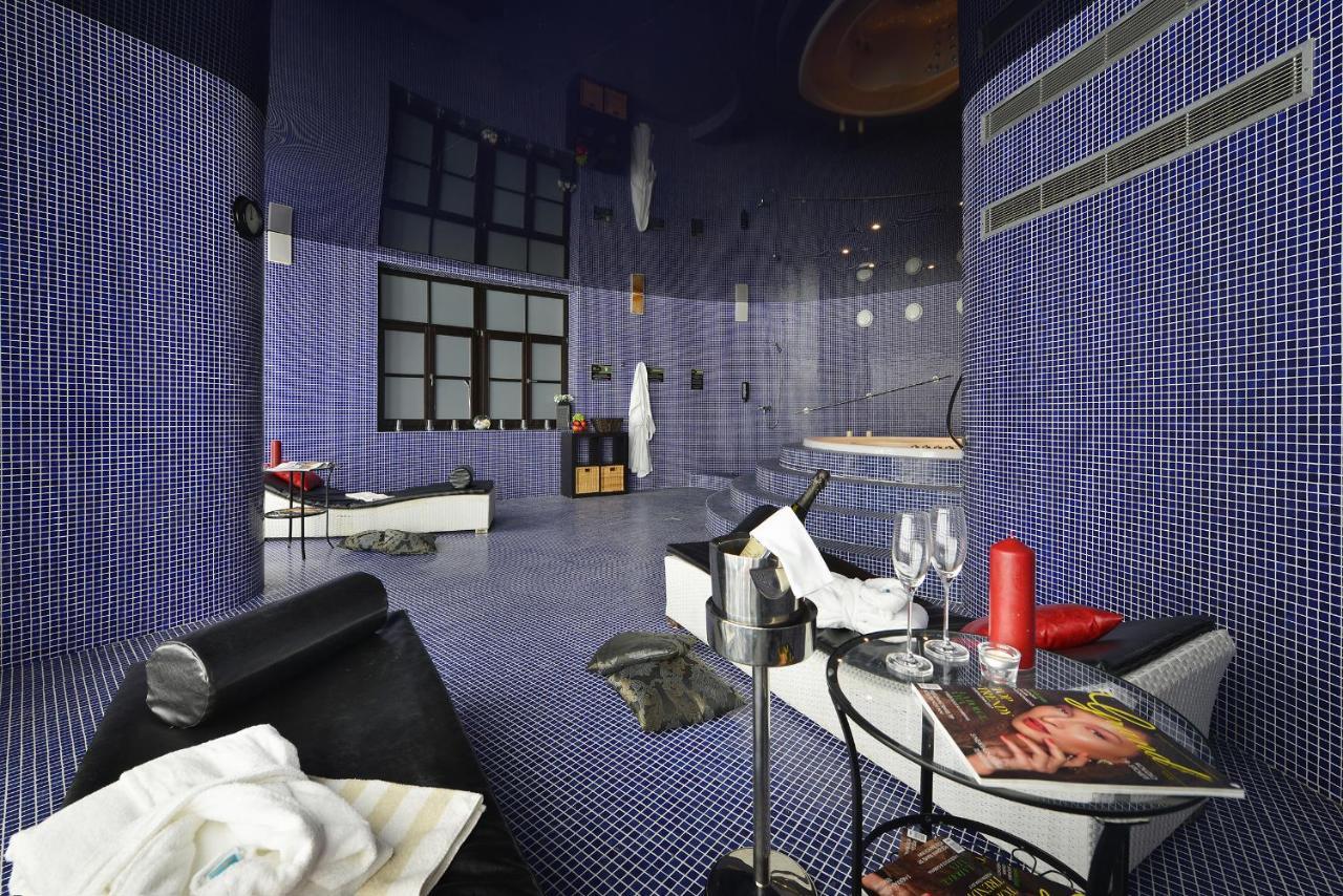 Отель Hotel Morris Relax & Wellness 4*